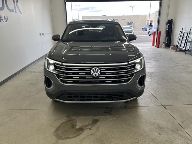 new 2025 Volkswagen Atlas car, priced at $48,053