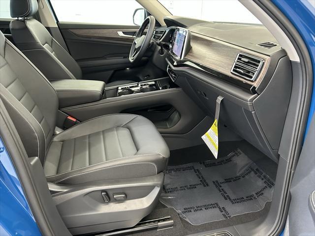 new 2025 Volkswagen Atlas car, priced at $45,943