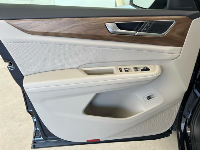 new 2025 Volkswagen Atlas car, priced at $48,562