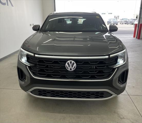 new 2025 Volkswagen Atlas Cross Sport car, priced at $45,221