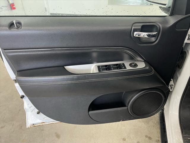 used 2014 Jeep Compass car, priced at $5,999
