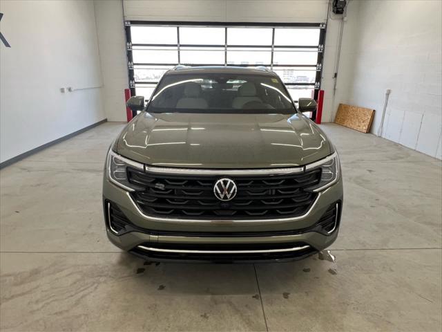 new 2025 Volkswagen Atlas Cross Sport car, priced at $52,923