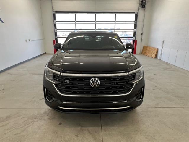 new 2025 Volkswagen Atlas Cross Sport car, priced at $54,478