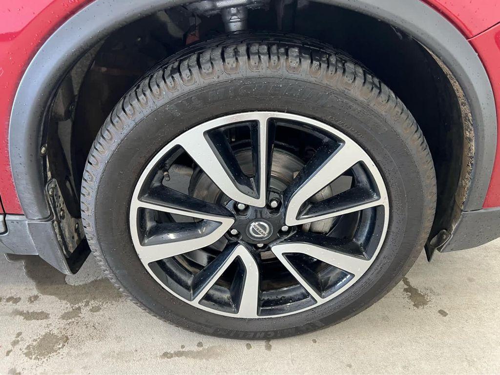 used 2020 Nissan Rogue car, priced at $17,999