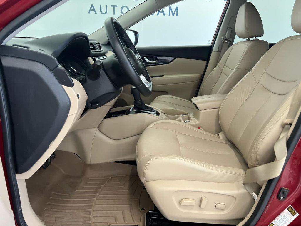 used 2020 Nissan Rogue car, priced at $17,999