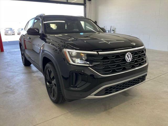 new 2025 Volkswagen Atlas Cross Sport car, priced at $45,540