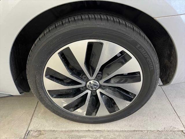 used 2015 Volkswagen Jetta Hybrid car, priced at $10,799