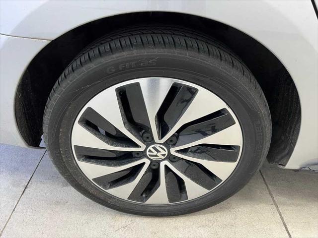 used 2015 Volkswagen Jetta Hybrid car, priced at $10,799