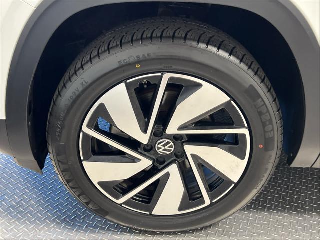 used 2024 Volkswagen Atlas car, priced at $33,499