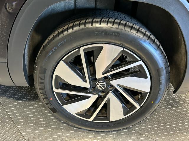 used 2024 Volkswagen Atlas car, priced at $33,499