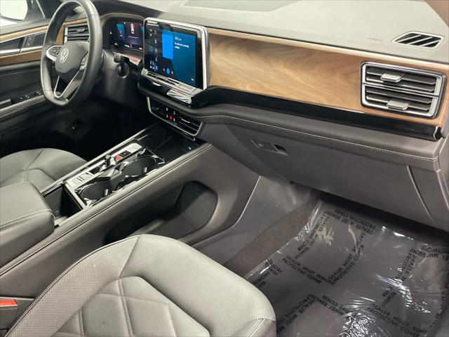 used 2024 Volkswagen Atlas car, priced at $33,499