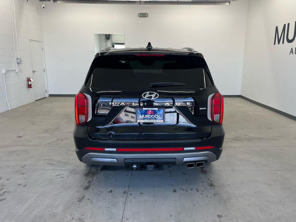 used 2025 Hyundai Palisade car, priced at $37,855