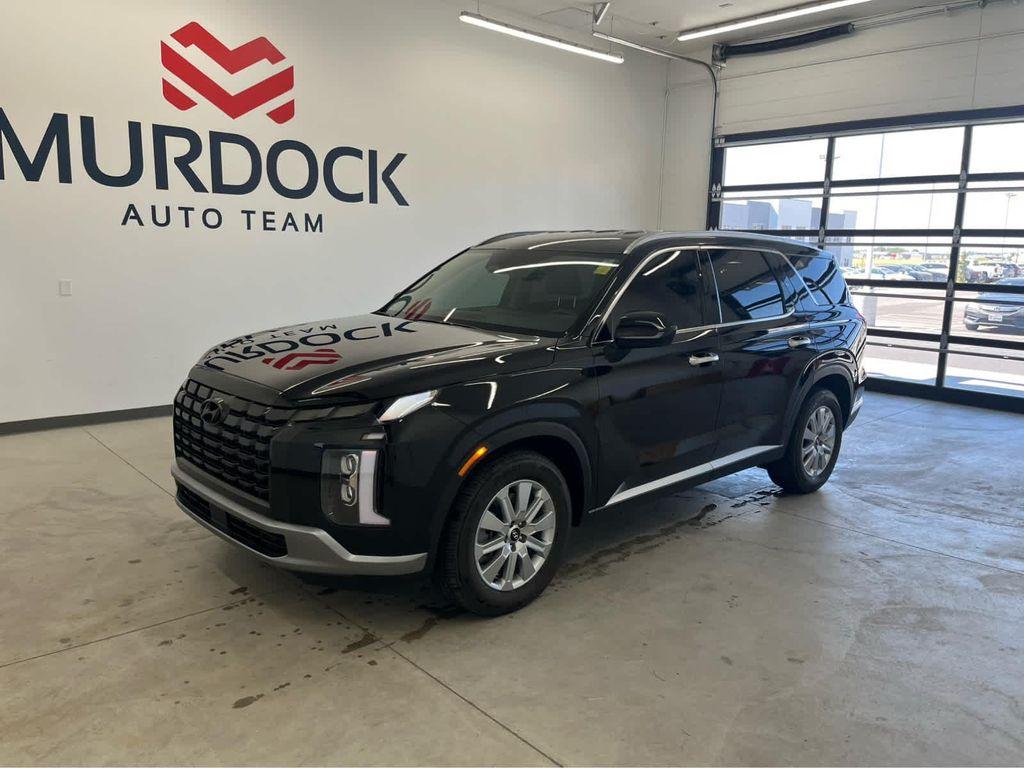 used 2025 Hyundai Palisade car, priced at $37,855