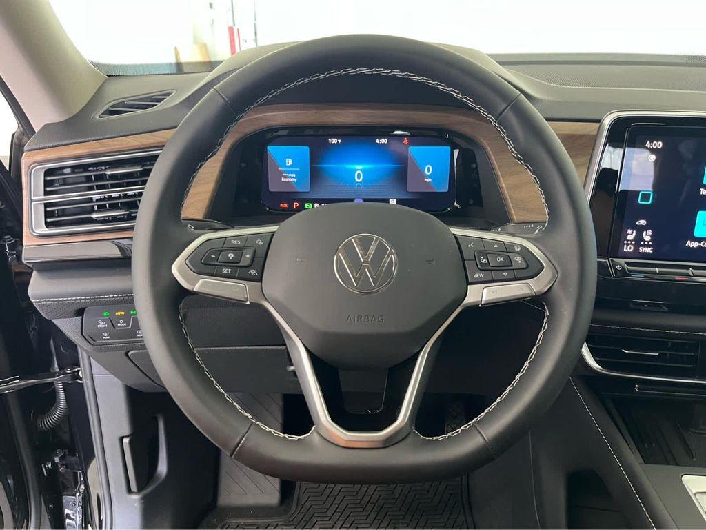 new 2025 Volkswagen Atlas car, priced at $40,522