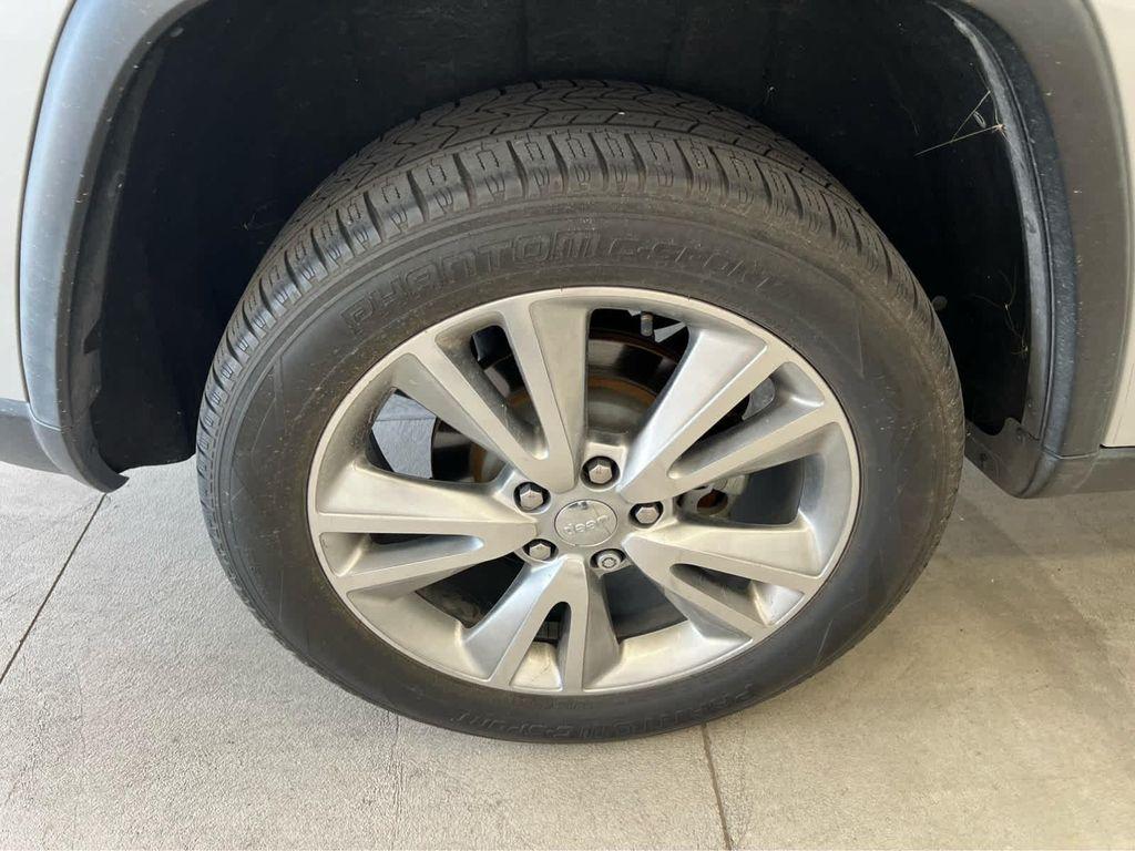 used 2013 Jeep Grand Cherokee car, priced at $5,499