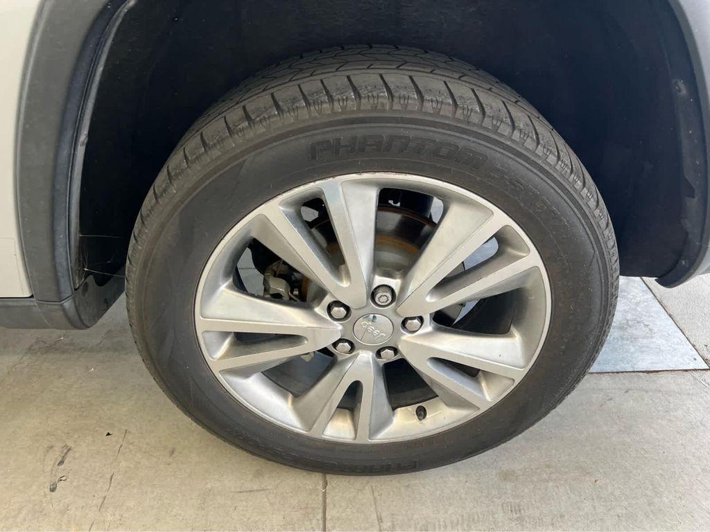 used 2013 Jeep Grand Cherokee car, priced at $5,499