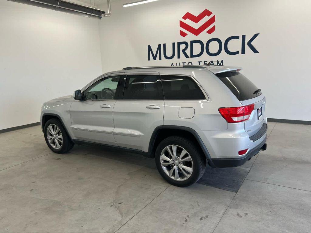 used 2013 Jeep Grand Cherokee car, priced at $5,499