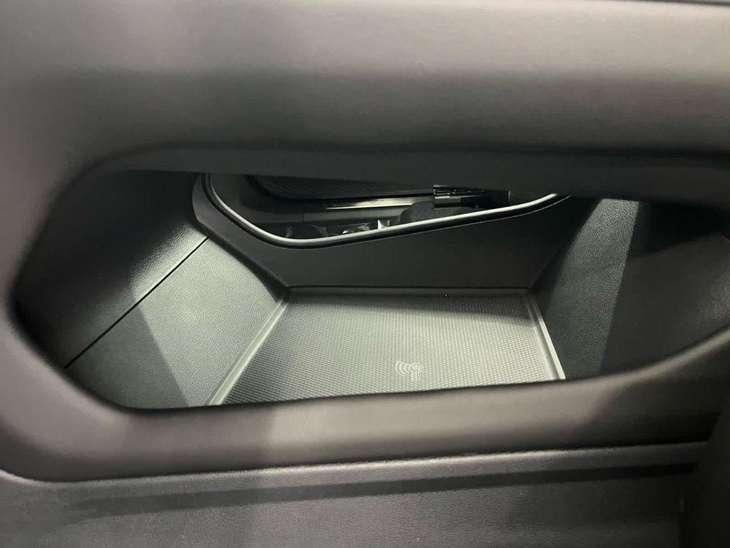 new 2025 Volkswagen Atlas car, priced at $47,612