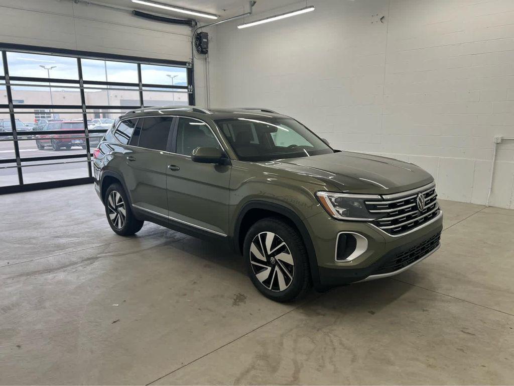 new 2025 Volkswagen Atlas car, priced at $49,428