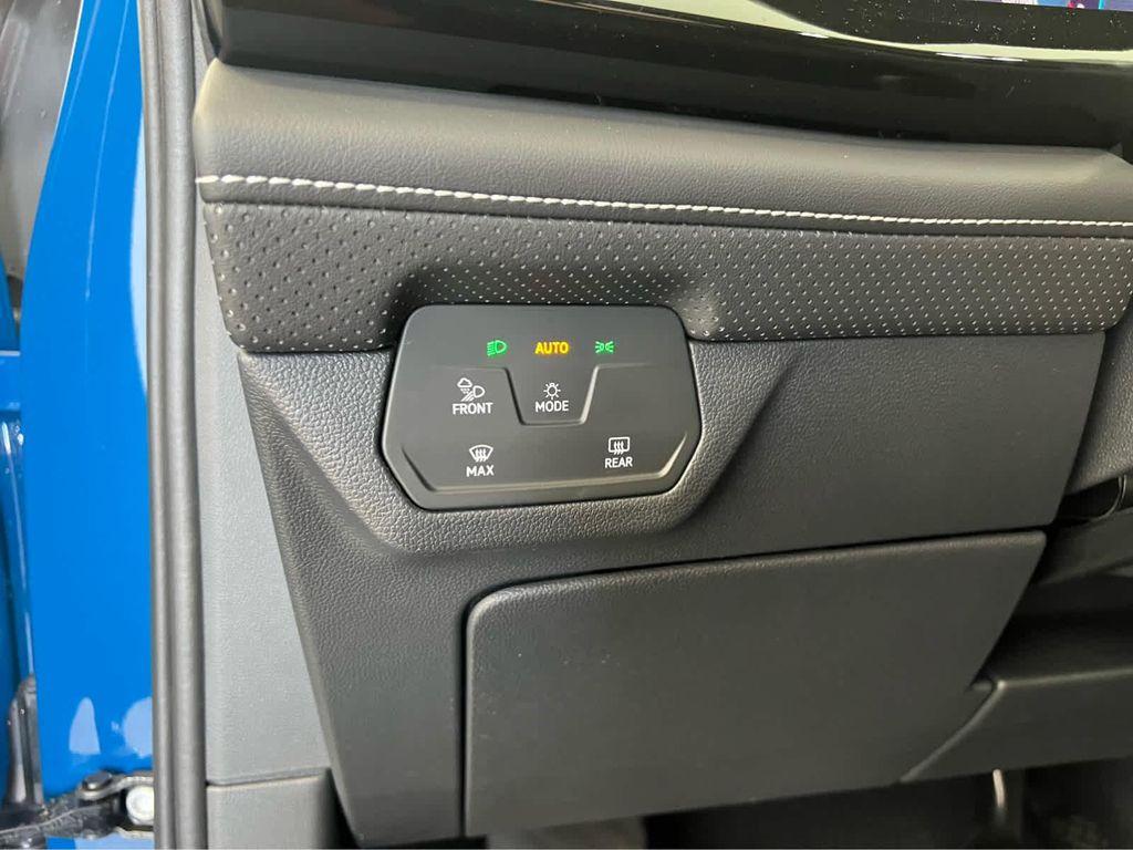 new 2025 Volkswagen Atlas car, priced at $40,513