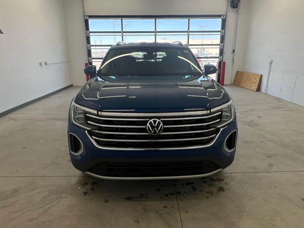 new 2025 Volkswagen Atlas car, priced at $40,513
