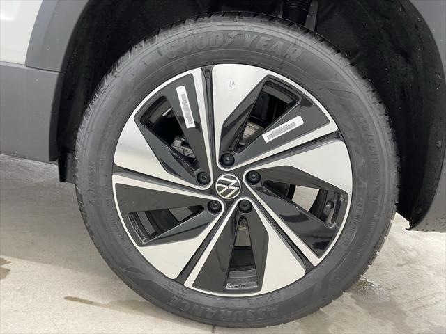 new 2024 Volkswagen Taos car, priced at $29,803