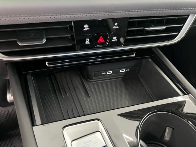 new 2025 Volkswagen Atlas car, priced at $47,370