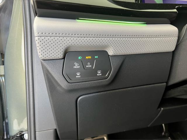 new 2025 Volkswagen Atlas car, priced at $47,370