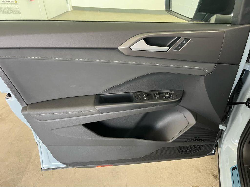 new 2025 Volkswagen Taos car, priced at $33,820