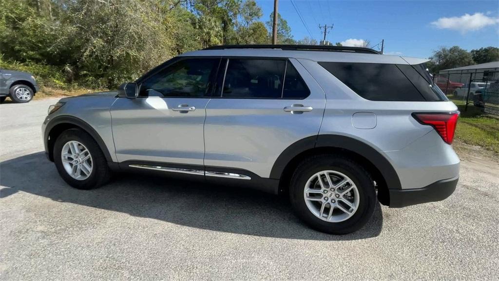 new 2025 Ford Explorer car, priced at $43,370