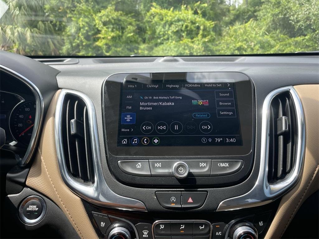 used 2022 Chevrolet Equinox car, priced at $27,520