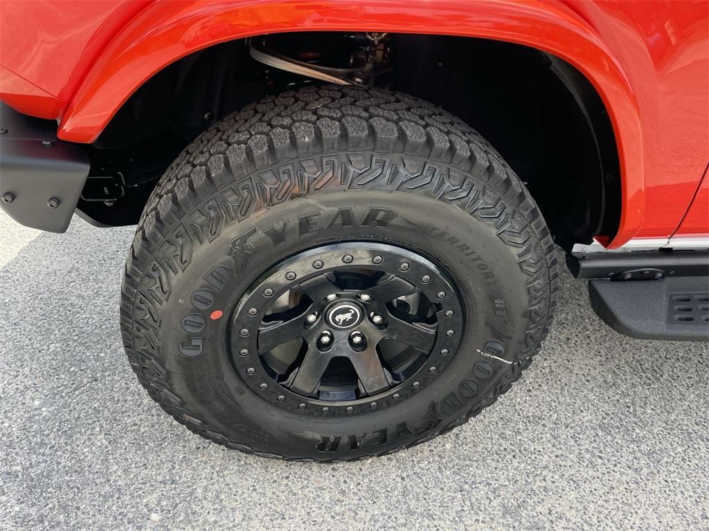 new 2025 Ford Bronco car, priced at $75,052