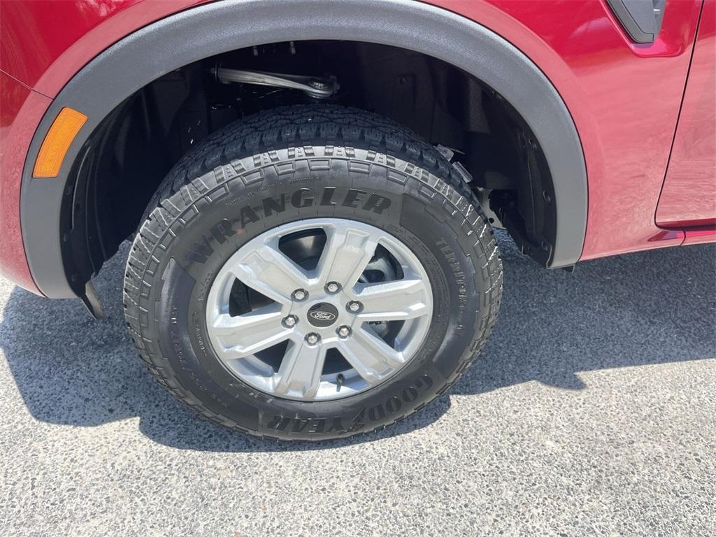 new 2025 Ford Ranger car, priced at $33,457