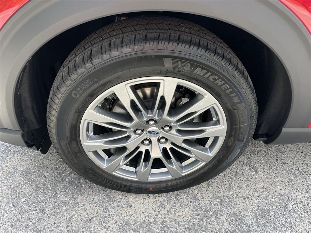 new 2025 Ford Explorer car, priced at $51,585