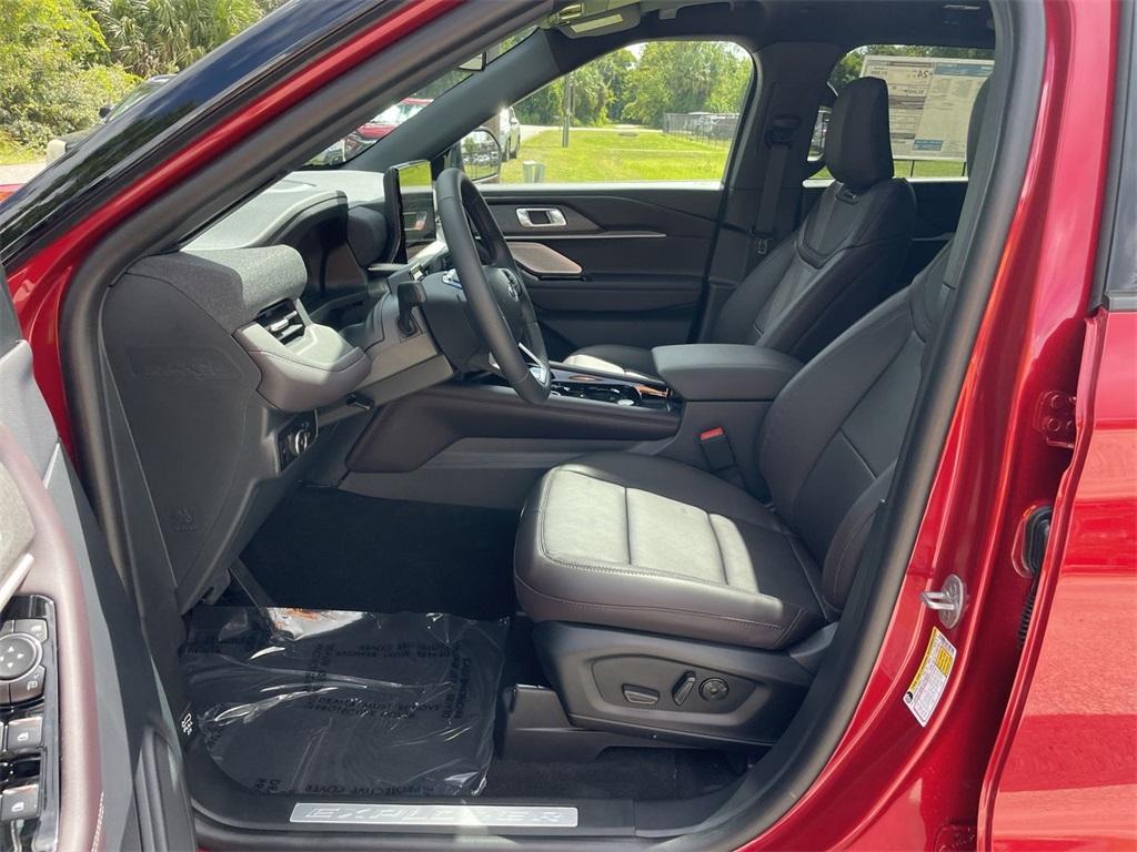 new 2025 Ford Explorer car, priced at $51,585