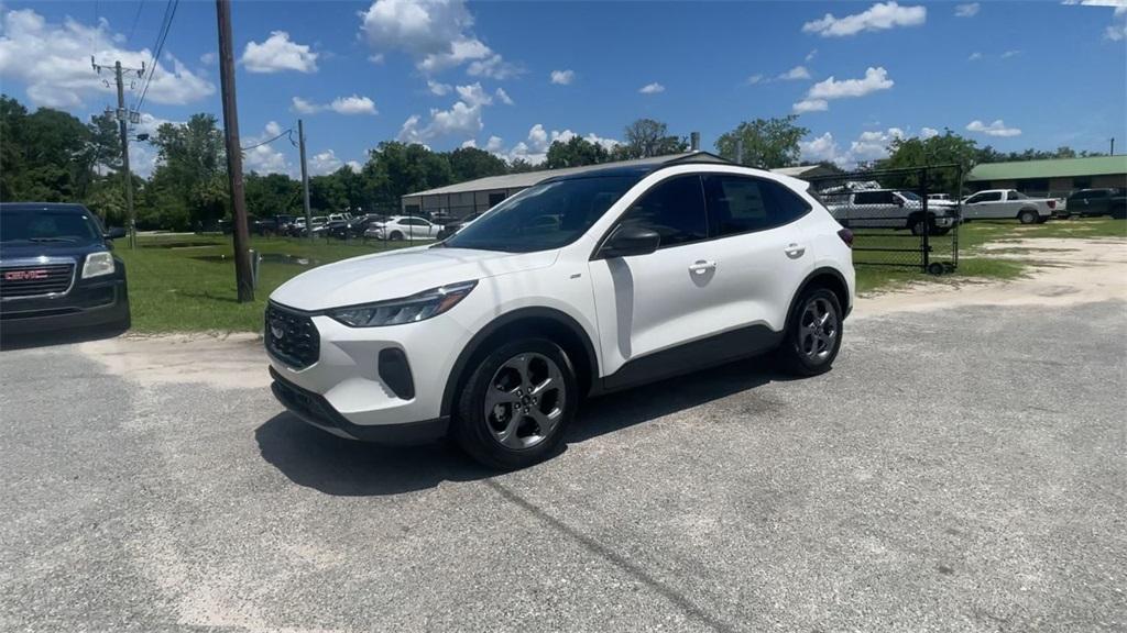 new 2025 Ford Escape car
