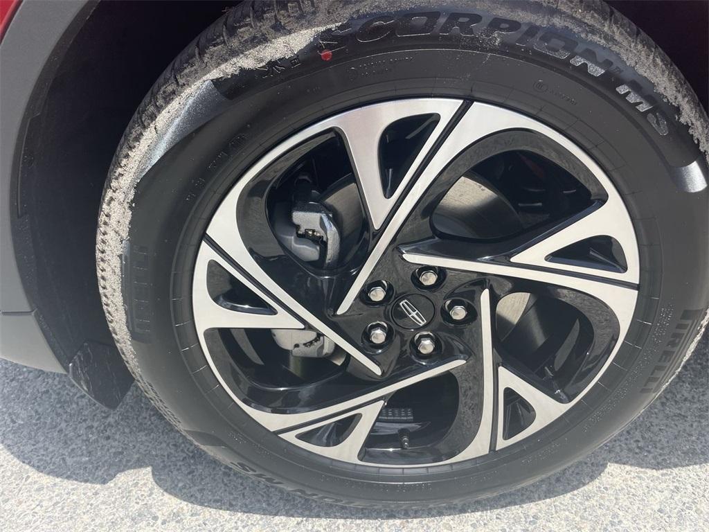 new 2025 Lincoln Nautilus car, priced at $53,634