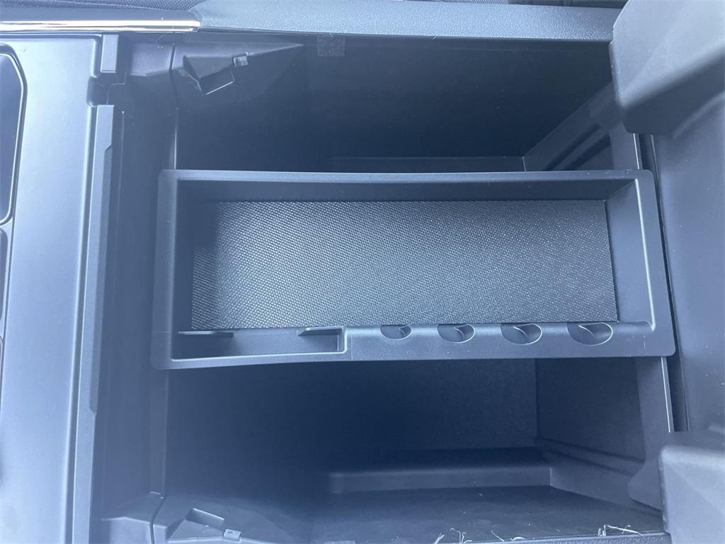 new 2025 Ford F-150 car, priced at $49,935