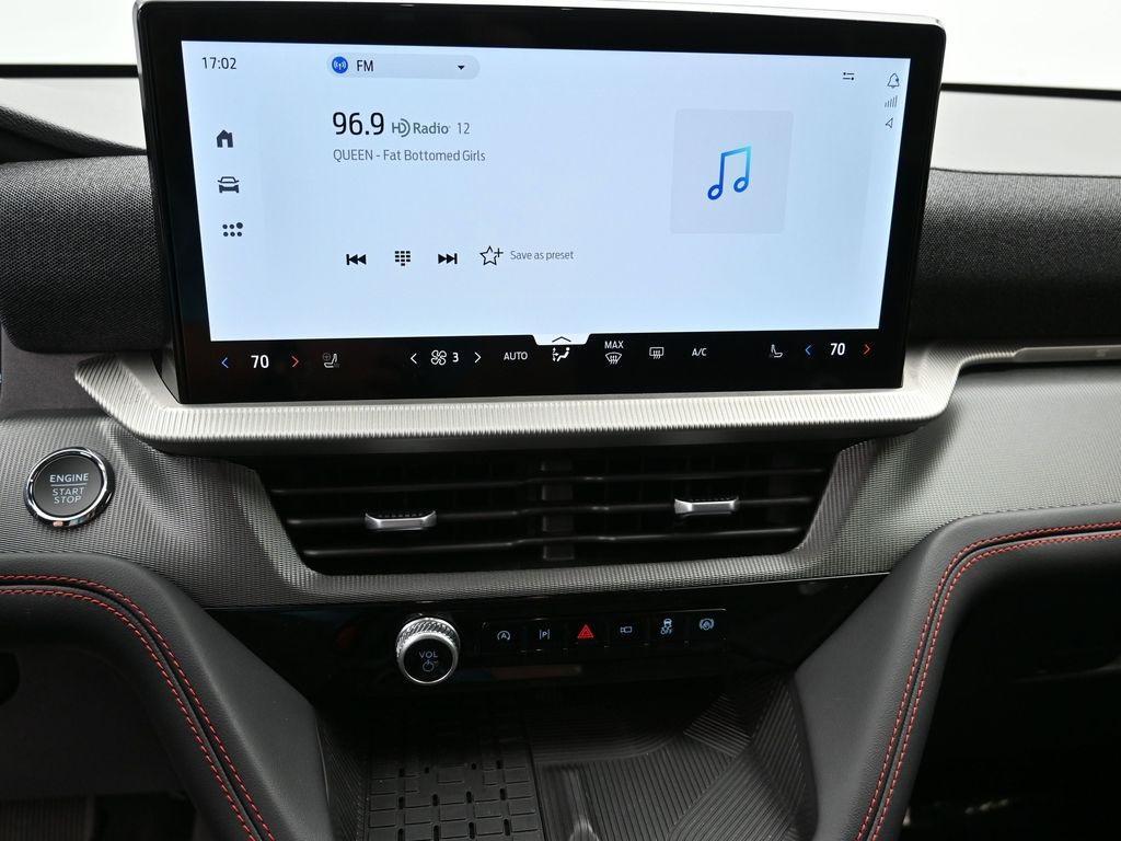 new 2025 Ford Explorer car, priced at $48,224