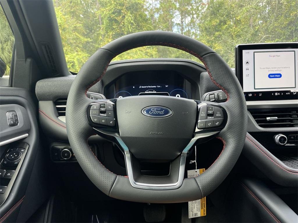 new 2025 Ford Explorer car, priced at $46,724