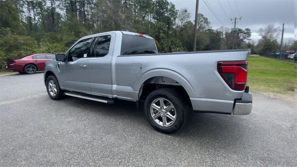 new 2025 Ford F-150 car, priced at $51,620