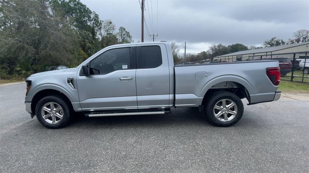 new 2025 Ford F-150 car, priced at $51,620