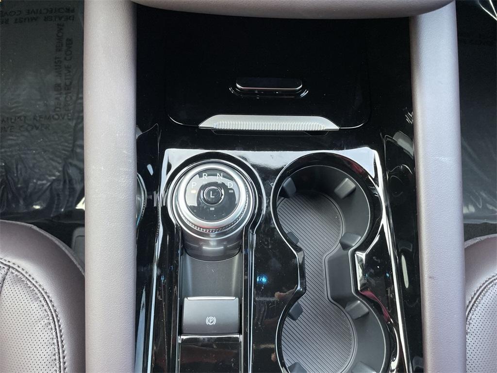 new 2025 Ford Explorer car, priced at $52,172