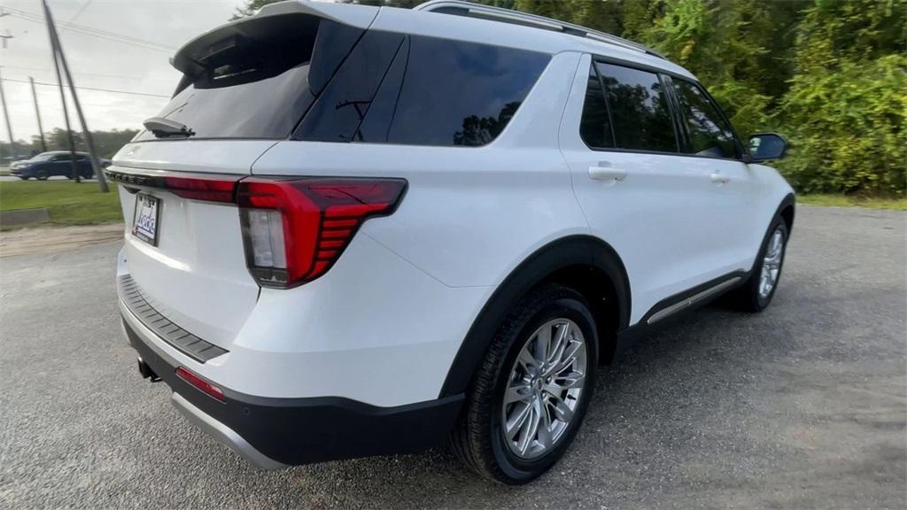 new 2025 Ford Explorer car, priced at $52,172