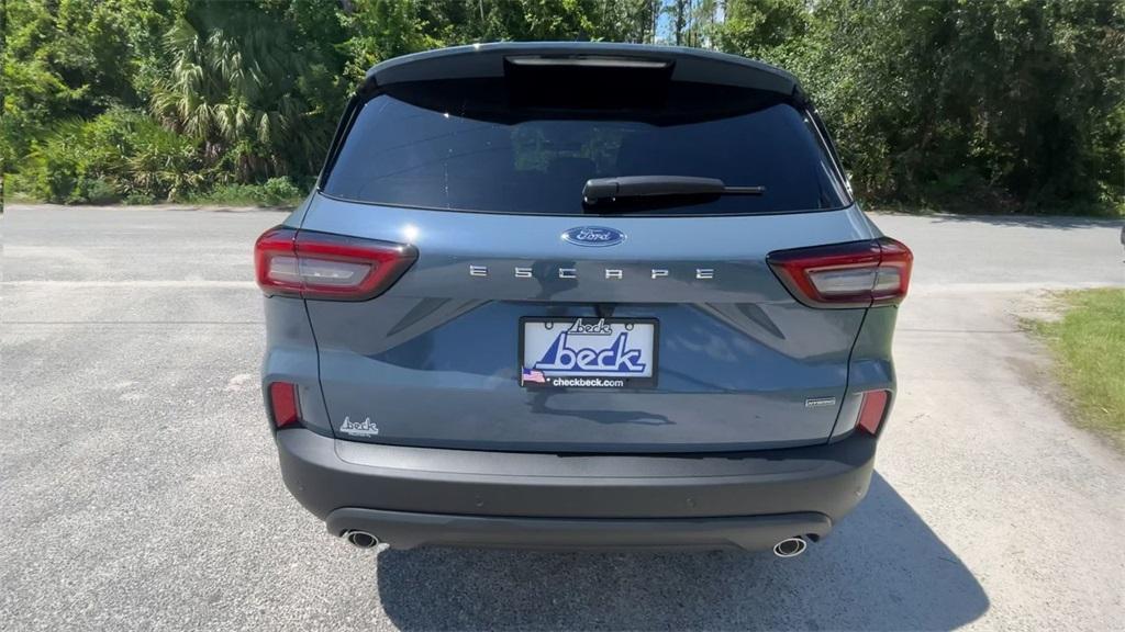 new 2025 Ford Escape car, priced at $33,144
