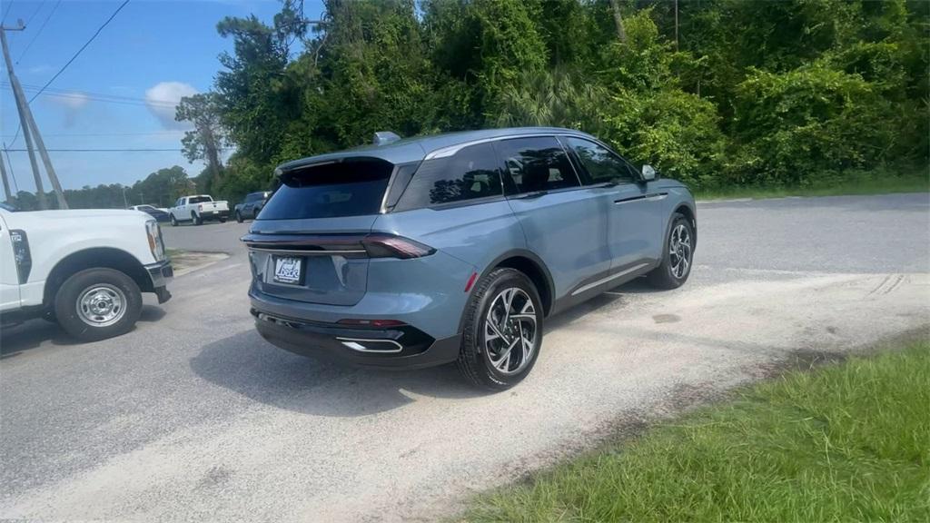 new 2025 Lincoln Nautilus car, priced at $51,881