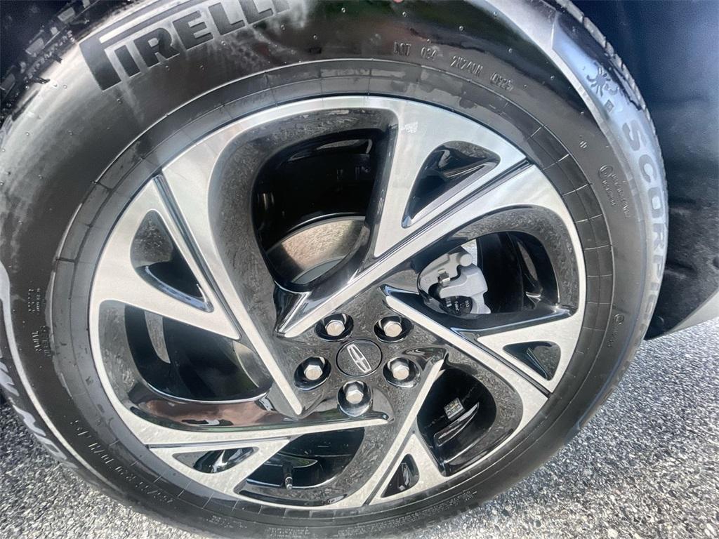 new 2025 Lincoln Nautilus car, priced at $51,881