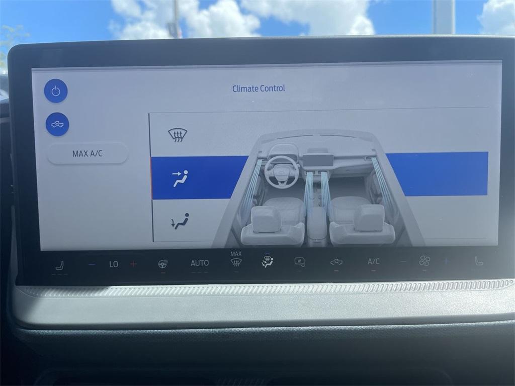 new 2025 Ford Maverick car, priced at $35,557