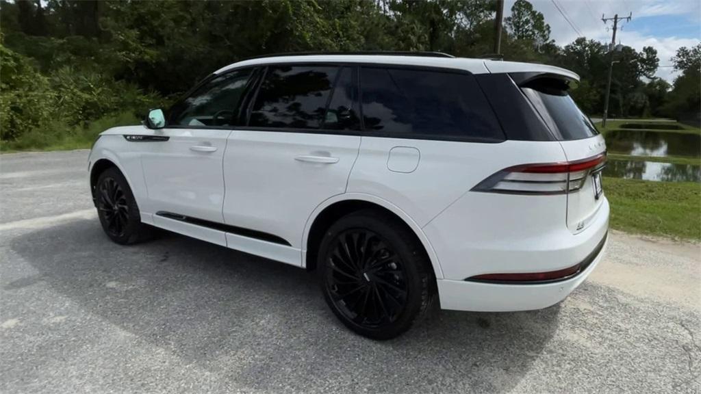 new 2025 Lincoln Aviator car