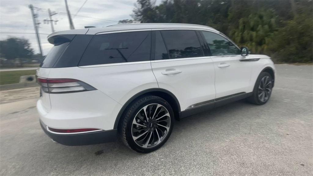 new 2025 Lincoln Aviator car, priced at $72,175